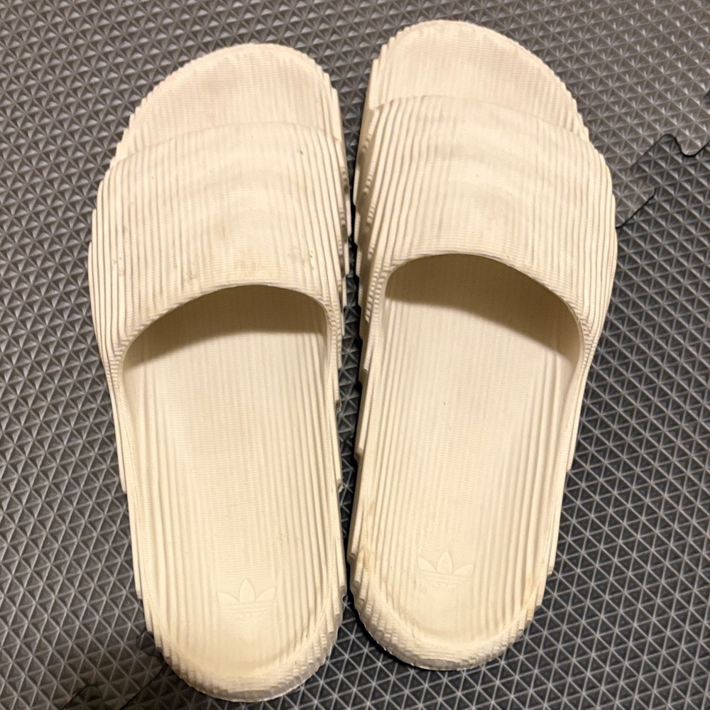adidas Off-White Ribbed Slide Sandals